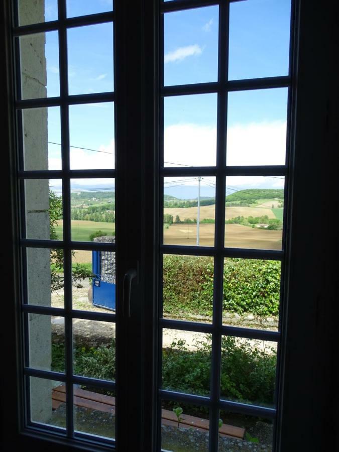 Bergerie Le Vieux Manoir Apartment Valeilles Exterior photo